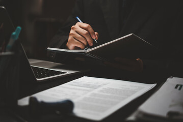 二手苹果笔记本macbook卖多少钱