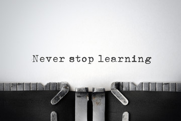 在昆明地区配置2000-2500的电脑能玩魔兽世界就好